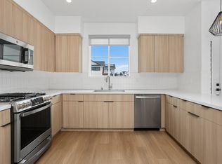 1207 Stonemark Pl #2, Vista, CA 92081