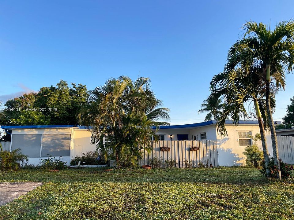1st image of 6461 Miramar Pkwy