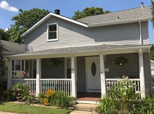 915 Madison St, Lockport, IL 60441