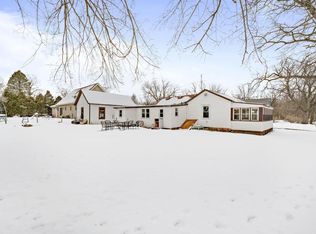 1152 Sage St, Lake Geneva, WI 53147