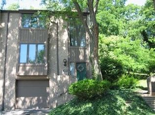 486 Cherry Ct, Pittsburgh, PA
