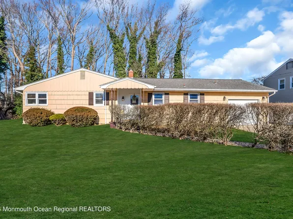 715 Dow Avenue, Oakhurst, NJ 07755