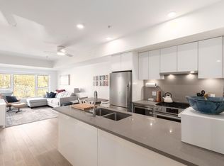 2666 Duke St #305, Vancouver, BC V5R 4S9