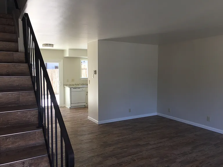 1364 Galleon Way #C — Photo 3