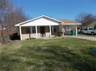 206 N 4th St, Crandall, TX 75114