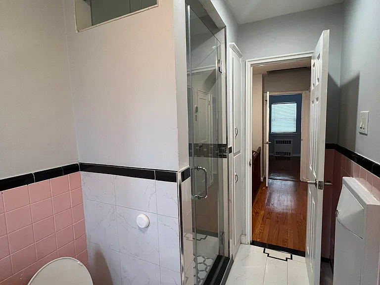 1297 E 49th St #1A — Photo 19