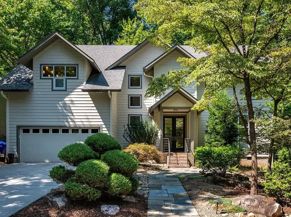 1604 Pathway Dr, Carrboro, NC 27510
