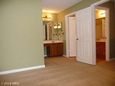 3rd image of 1805 Glendale Ln