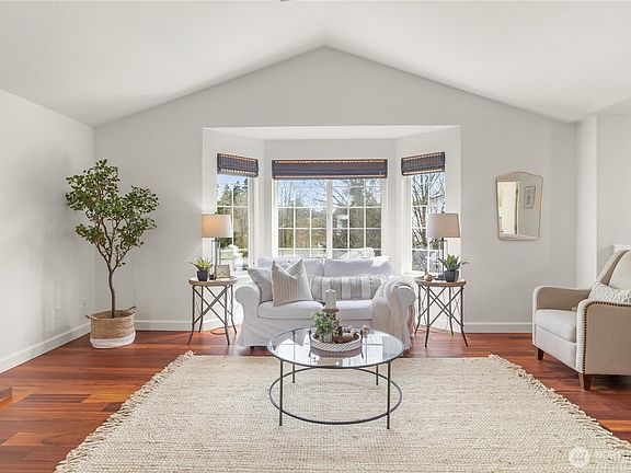 5th image of 9712 13th Avenue Ct S