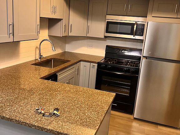 5th image of 11230 Moraine Dr #1