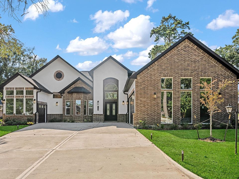 1st image of 243 Teewood Ct