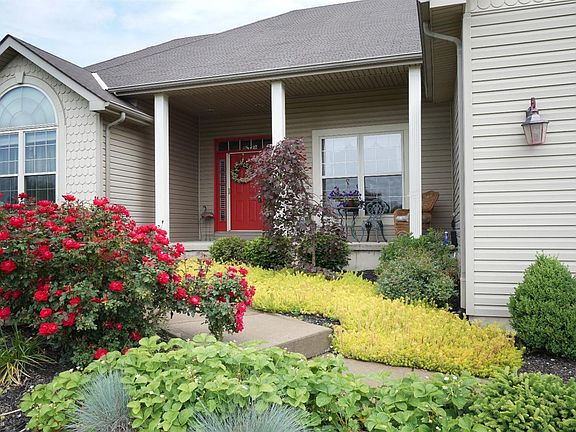 2nd image of 250 Summerfield Ln