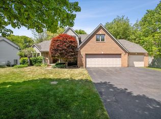 7104 Setters Pointe Blvd, Brighton, MI 48116