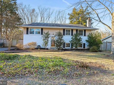 503 E Charlotte St, Sterling, VA, 20164