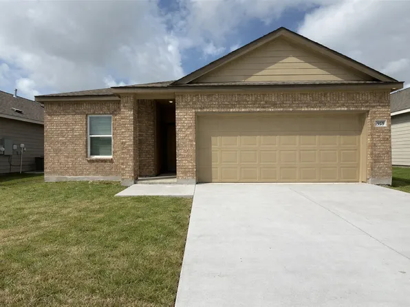 7925 Wonder Woman Dr, Corpus Christi, TX