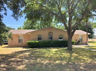 634 Farrel Cres, Uvalde, TX 78801
