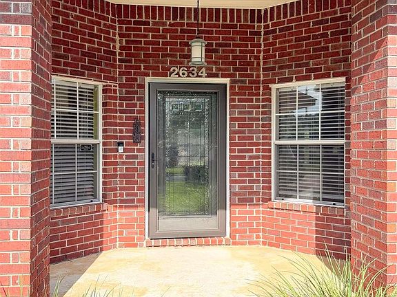 5th image of 2634 Southern Oaks Dr