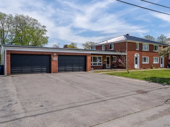 858 Wehrle Dr, Williamsville, NY 14221