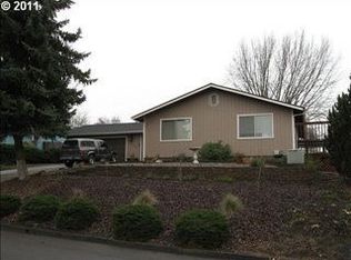 199 Taft Dr, Roseburg, OR 97470