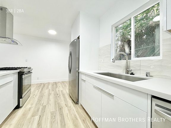 4th image of 634 Flower Ave #2A