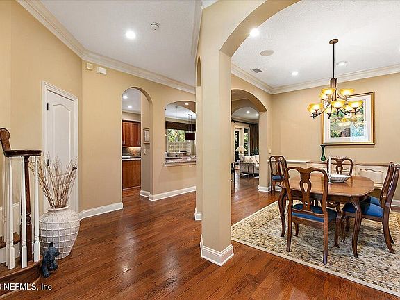 4th image of 101 LANTANA Court
