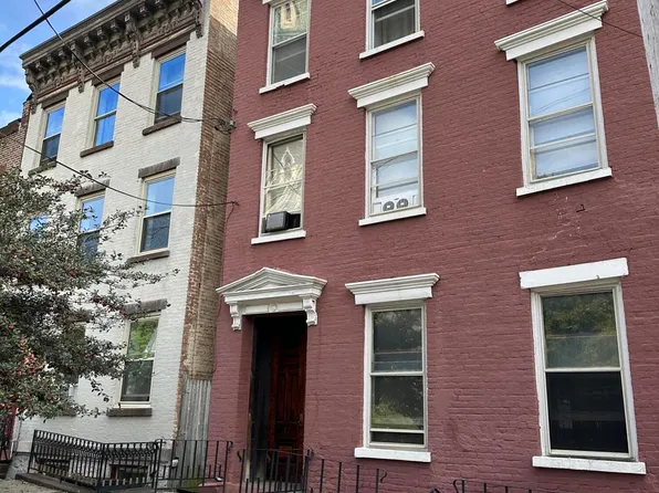 37 Ten Broeck Street, Albany, NY 12210