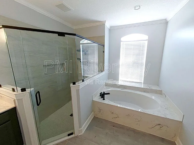 1866 Sentry Oak Ct — Photo 19