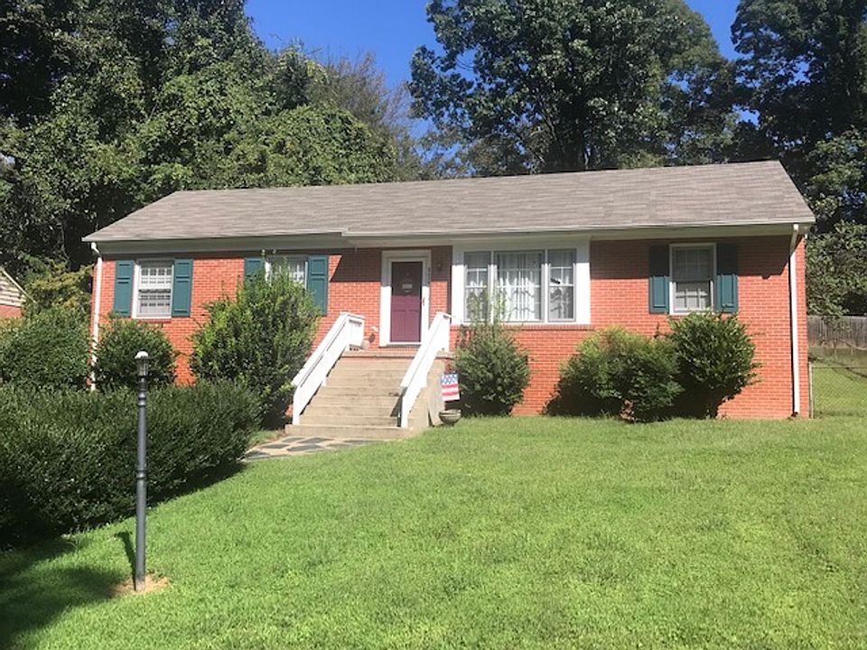 1st image of 8624 Oakcroft Dr