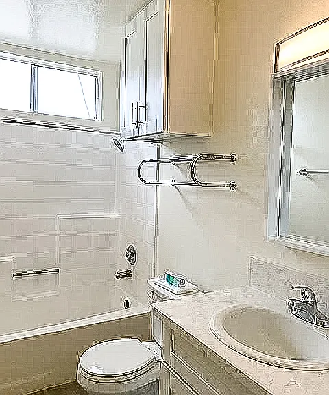 2400 Walnut Ave #8 — Photo 27