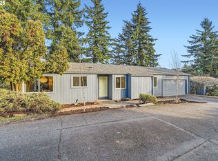 9430 NE Hancock Dr, Portland, OR