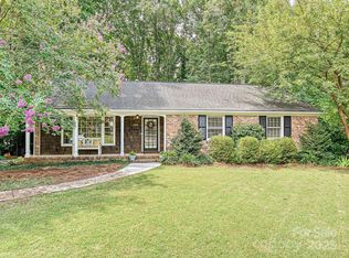 4008 Sulkirk Rd, Charlotte, NC 28210