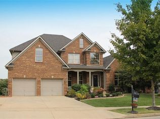 2212 Chamblee Ln, Lexington, KY 40513