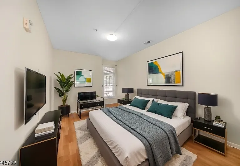 3108 Cedar Village Blvd — Photo 8