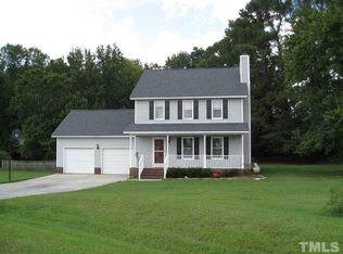 7 Fieldale Dr, Lillington, NC 27546