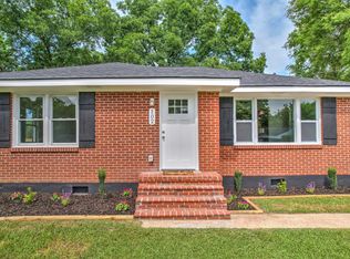 102 Westover Dr, Columbia, TN 38401