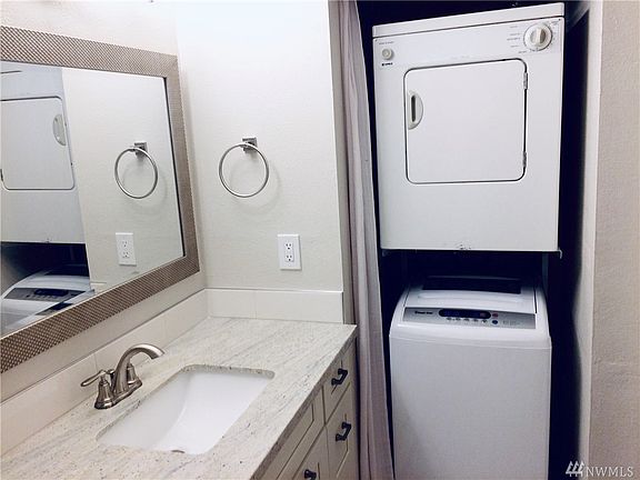 3rd image of 12423 NE 145th Pl APT B145