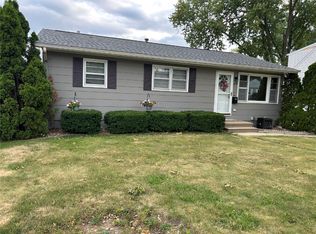 2119 Richard Dr NE, Cedar Rapids, IA 52402