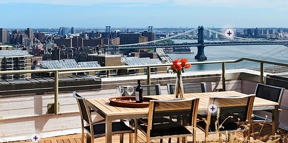 4th image of 99 John St APT 817