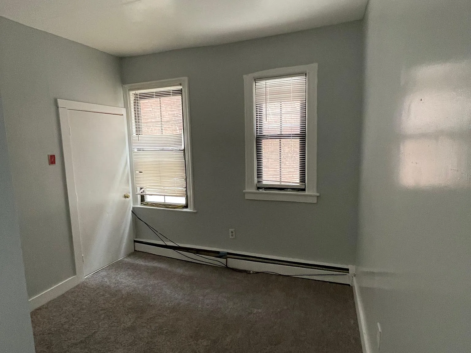 637 Park St — Photo 3
