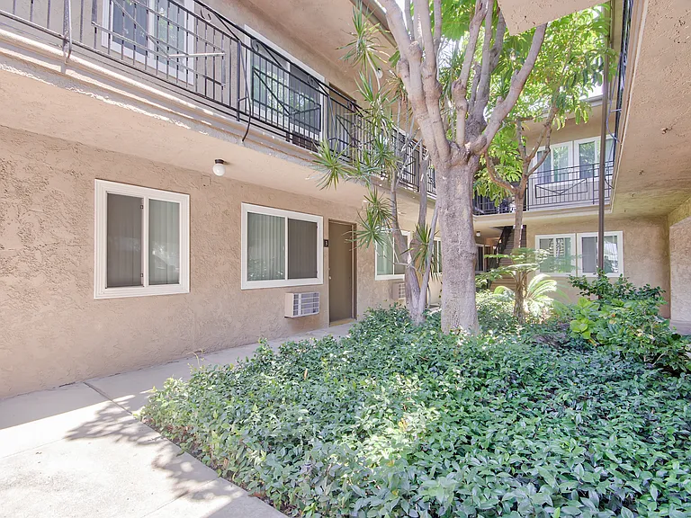 Highlander Pointe 2 — Photo 6
