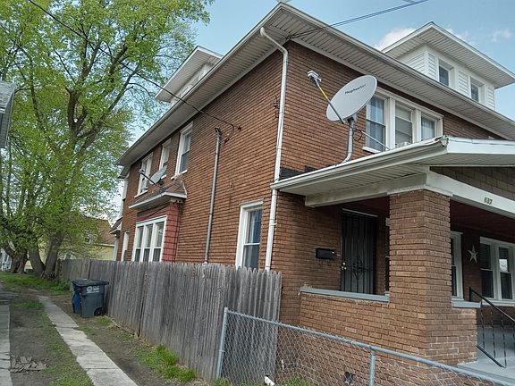 637 side of townhouse