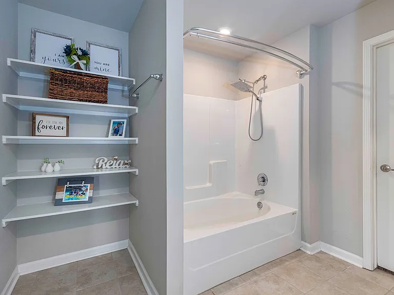 102 Border Ct — Photo 9