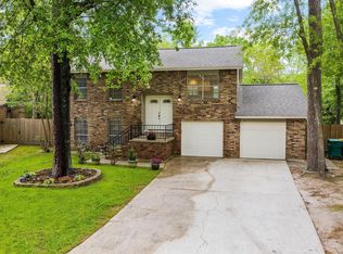 10 Bellbird Ct, Spring, TX 77380