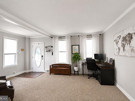 4th image of 216 Virginia Ave