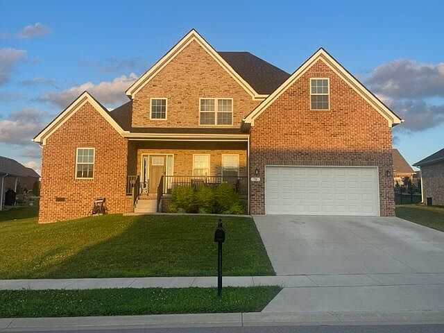 1st image of 711 Goldenwood Dr