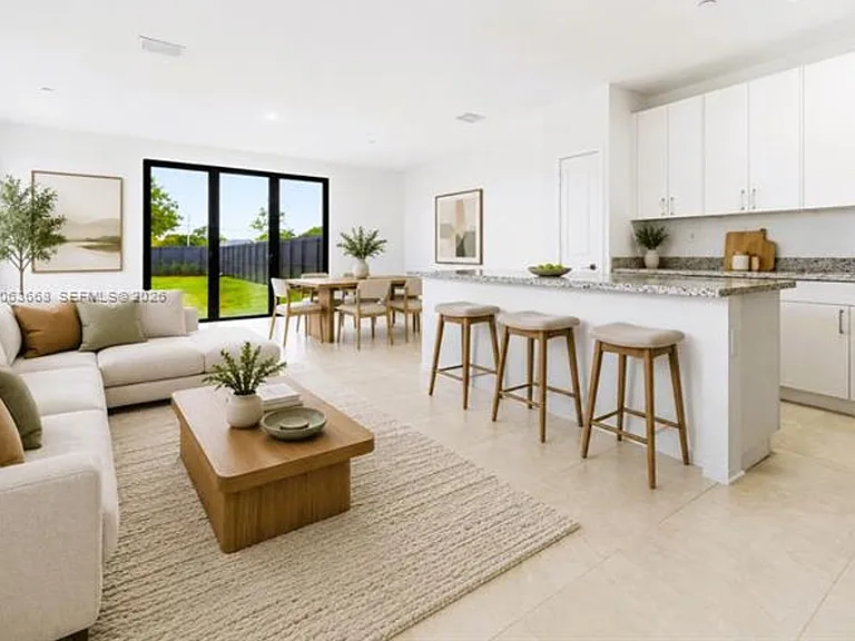 22340 SW 115th Ct #Townhouse 22340 — Photo 2