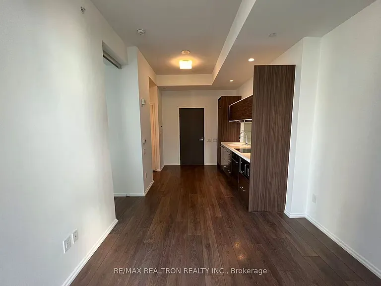 45 Charles St E #5105 — Photo 3