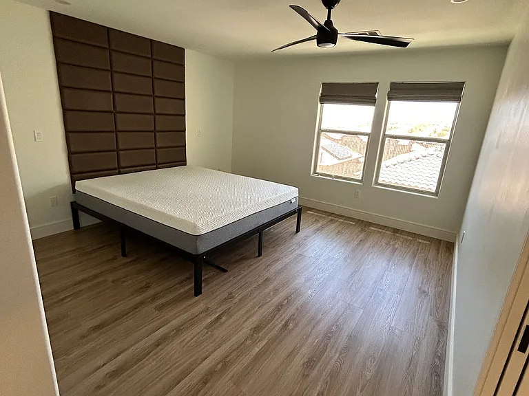 10671 Cherry Ridge Ct — Photo 45