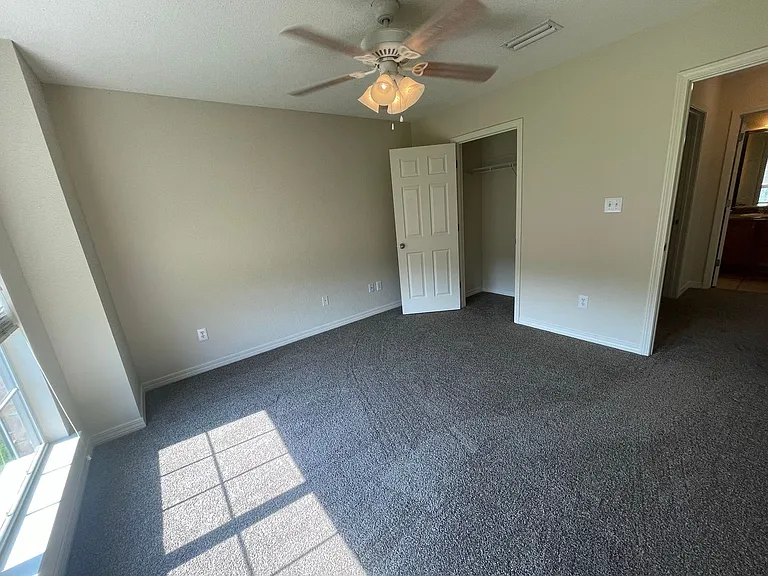 21822 Eastbrook St — Photo 15