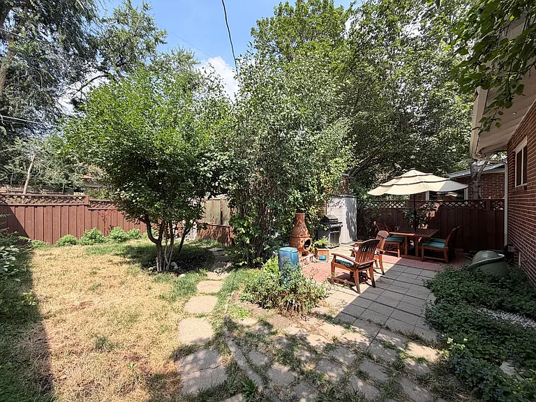631 Jackson St — Photo 31